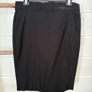 Elle Black Skirt Size Medium
